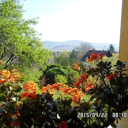 בית אירוח Close To Budapest Solymár