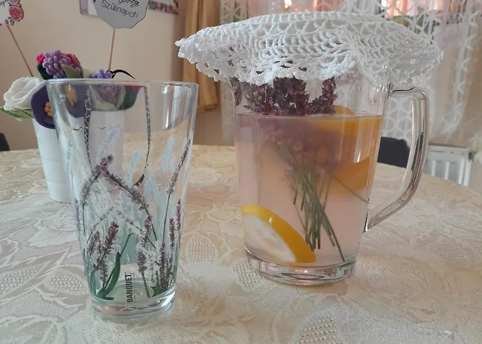 Close To Budapest Homestay *